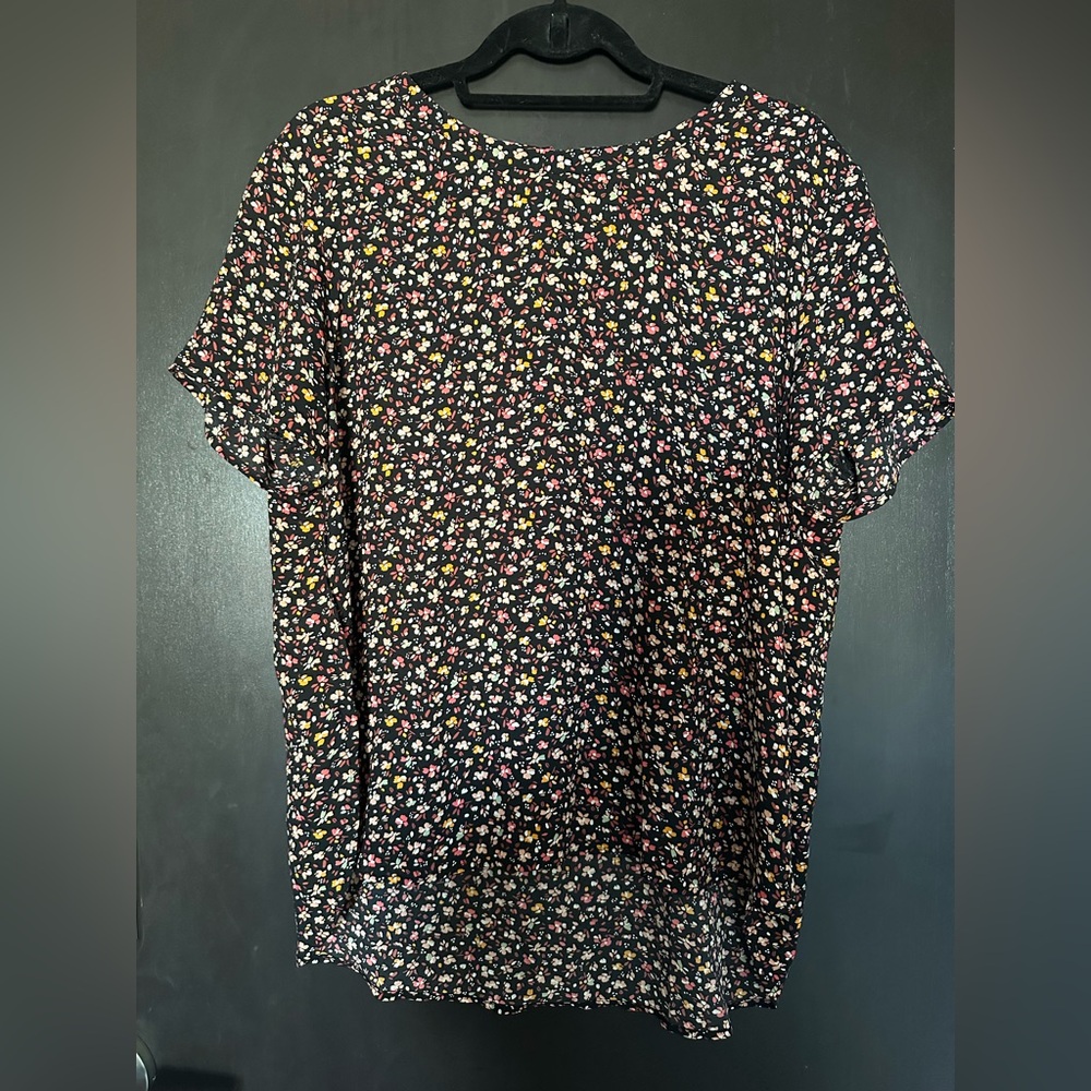 LOFT Floral Top